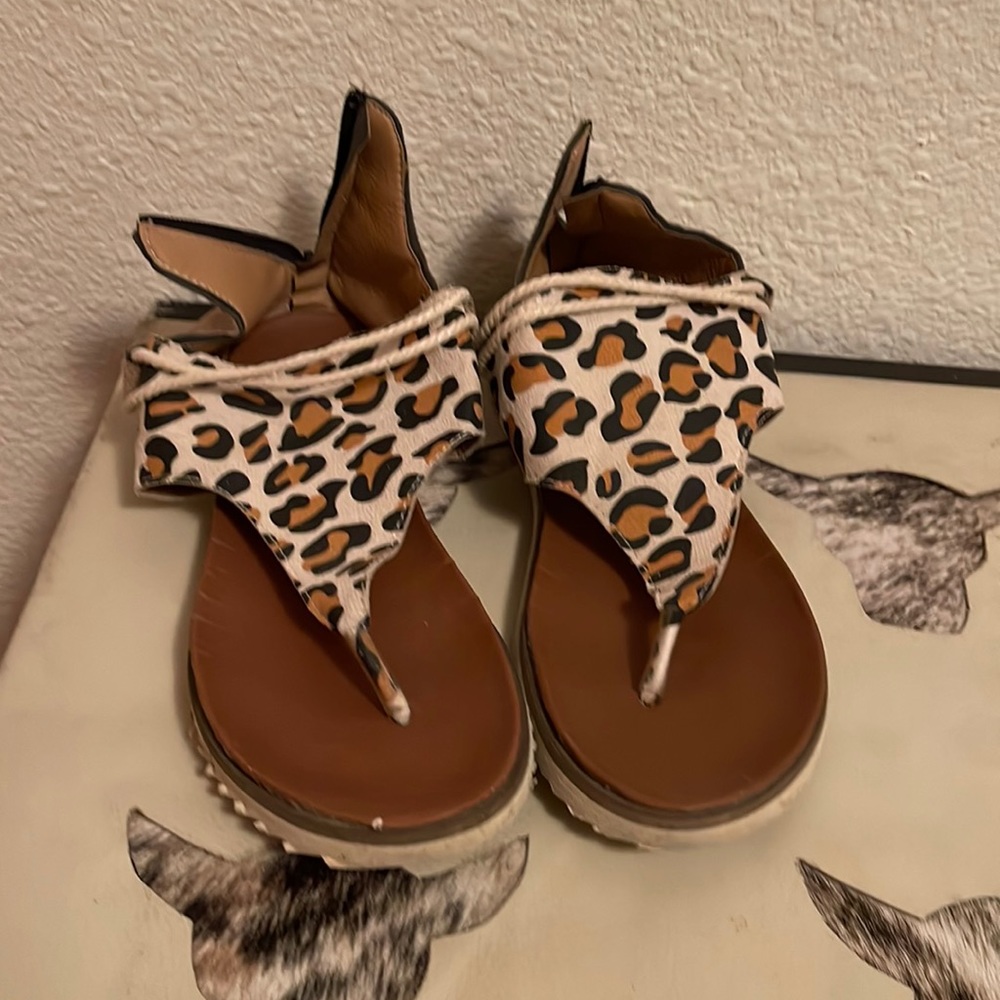 Leopard sandals